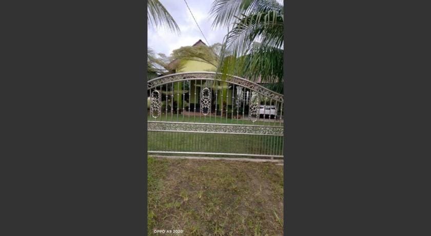 AZIMAH HOMESTAY  Vacation rental in Malaysia