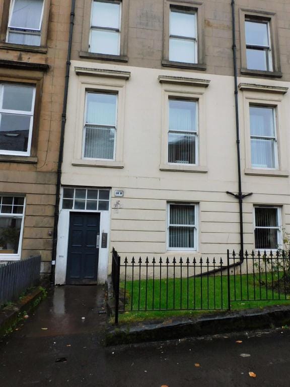 Beautiful 3 bed apt in the City Centre. Apartment in Glasgow