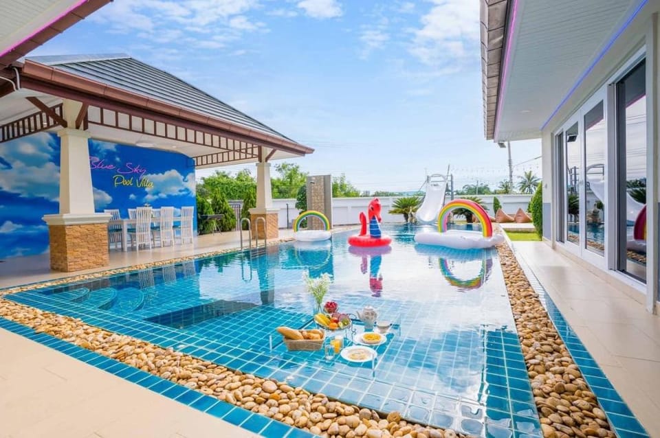 Blue Sky Pool Villa Villa in Pattaya City
