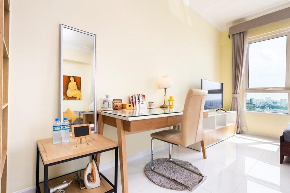 THE MANOR 2 @ 2 WINDOWS w Panaroma view Vacation rental in Ho Chi Minh City