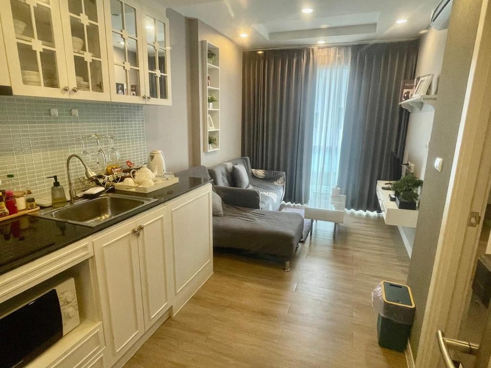 Feel good @ The Blu X Apartment in Chon Buri Changwat