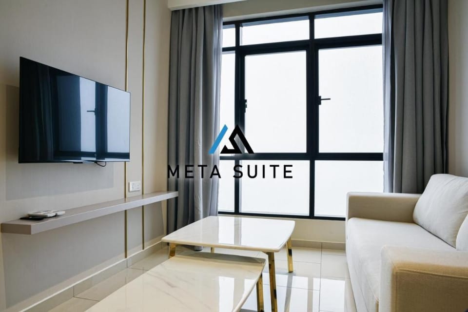 Sky pool 4 star hotel grade stay in i-City 9 Vacation rental in Selangor, Malaysia