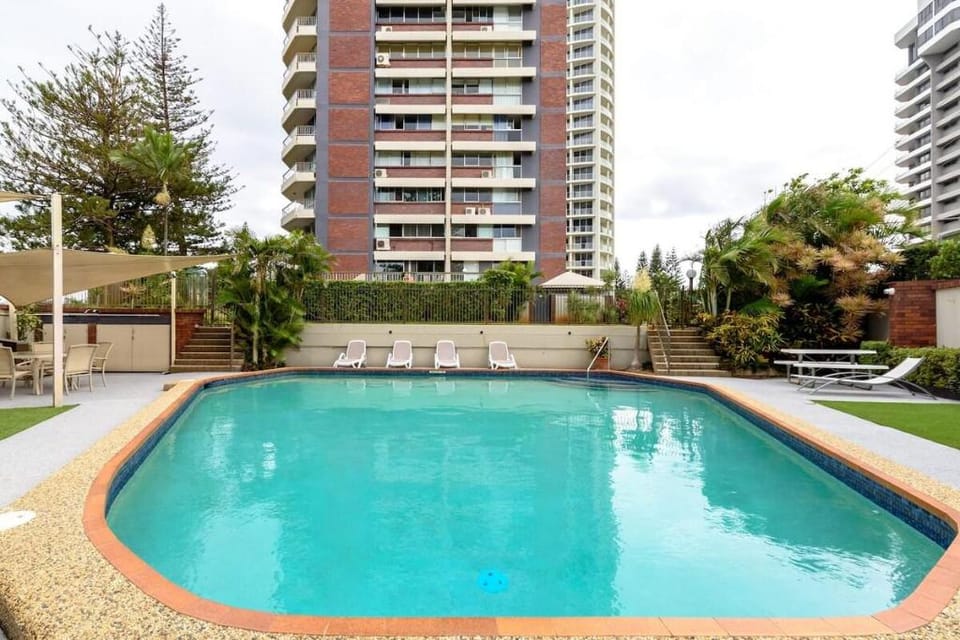 Main Beach Waterfront Apartment Apartment in Main Beach