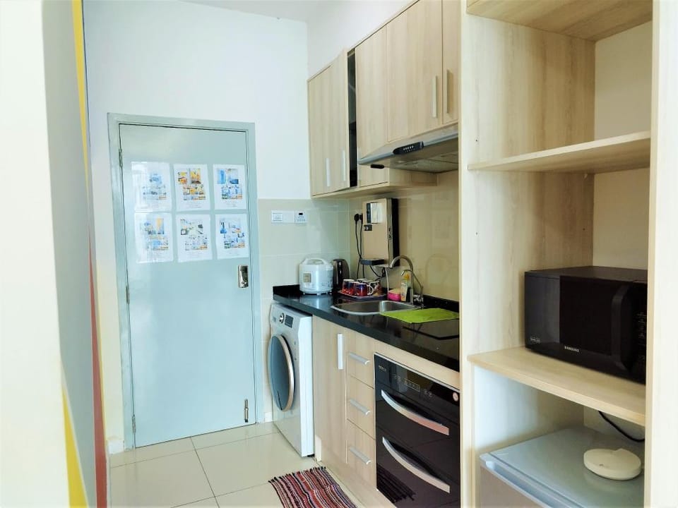 reSTARY Avenger @ Sutera Avenue | Pool, CBD |2B/6P Apartment in Kota Kinabalu