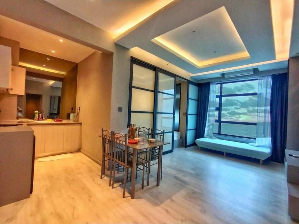 Walker's Suite@Luxury famly2bedroom sunset seaview Apartment in Kota Kinabalu