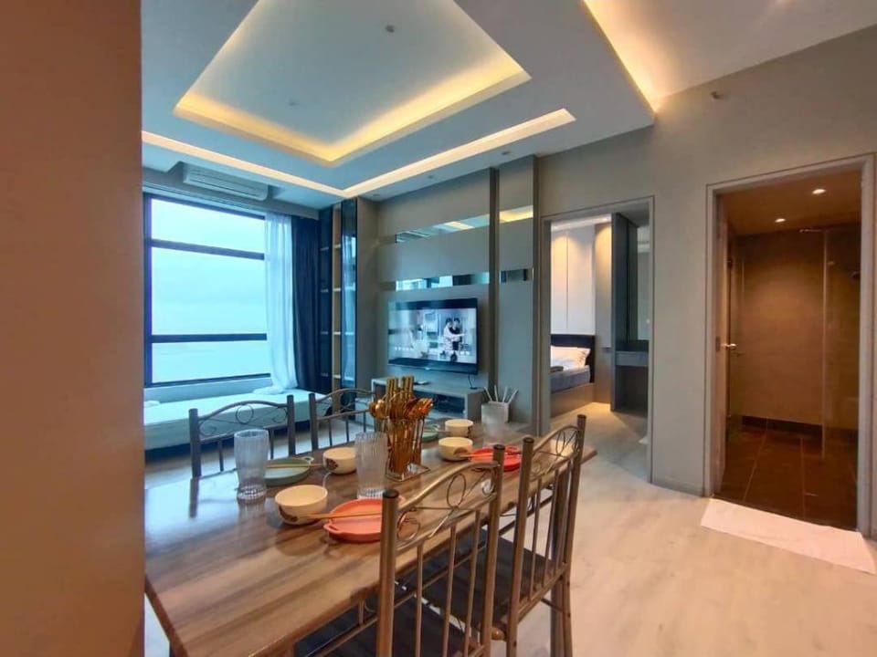 Walker's Suite@Luxury famly2bedroom sunset seaview Apartment in Kota Kinabalu