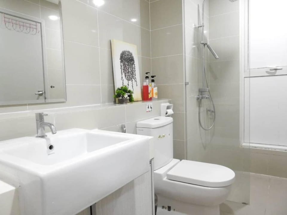 reSTARY Cinderella @ Sutera Avenue |Pool, CBD|2B5P Apartment in Kota Kinabalu