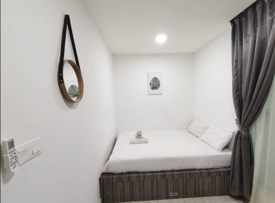 reSTARY Muji @ Sutera Avenue | Pool, CBD | 2BR/5P Apartment in Kota Kinabalu