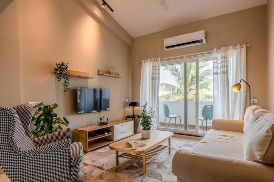 The Seabatical - 2 BHK apartment in Nerul Apartment in Candolim