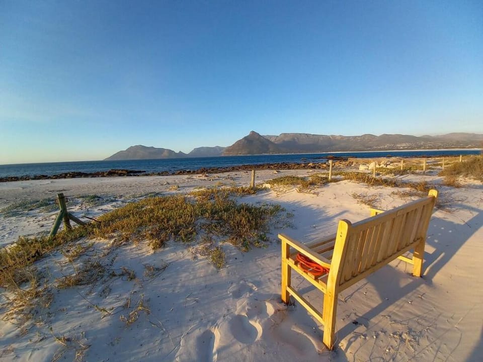 Kommetjie Villa, Beachfront Estate Vacation rental in Cape Town