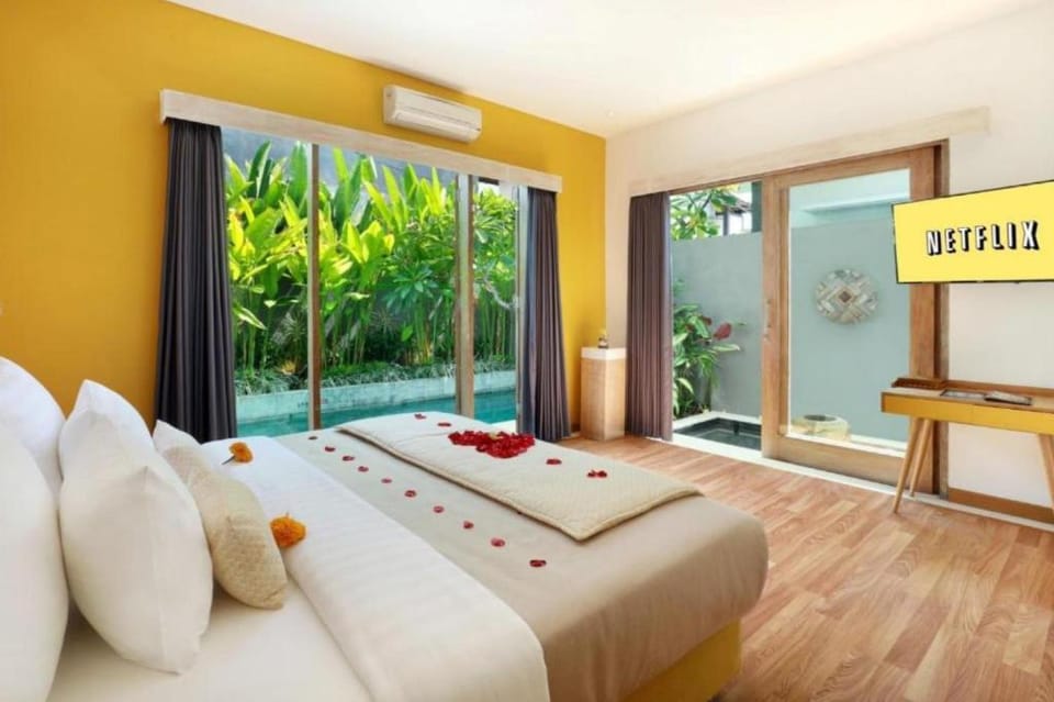 Bellagio 2BR Villa W/ Private Pool & Bathtub  Villa in North Kuta