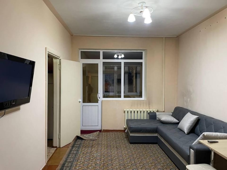 Monthly rent Apartment in Europe