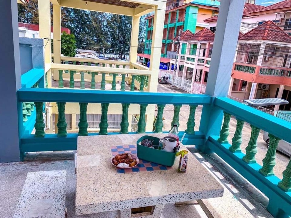 Beach Days Guest House  Cha am Beach  Vacation rental in Thailand