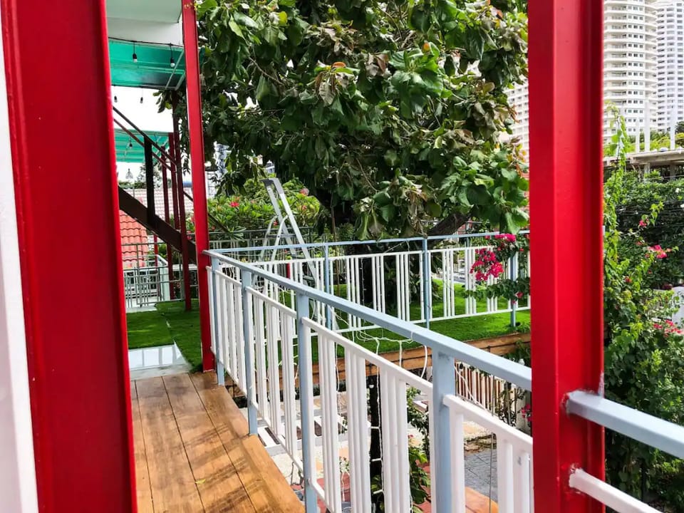 Treegarden Villa in Pattaya City