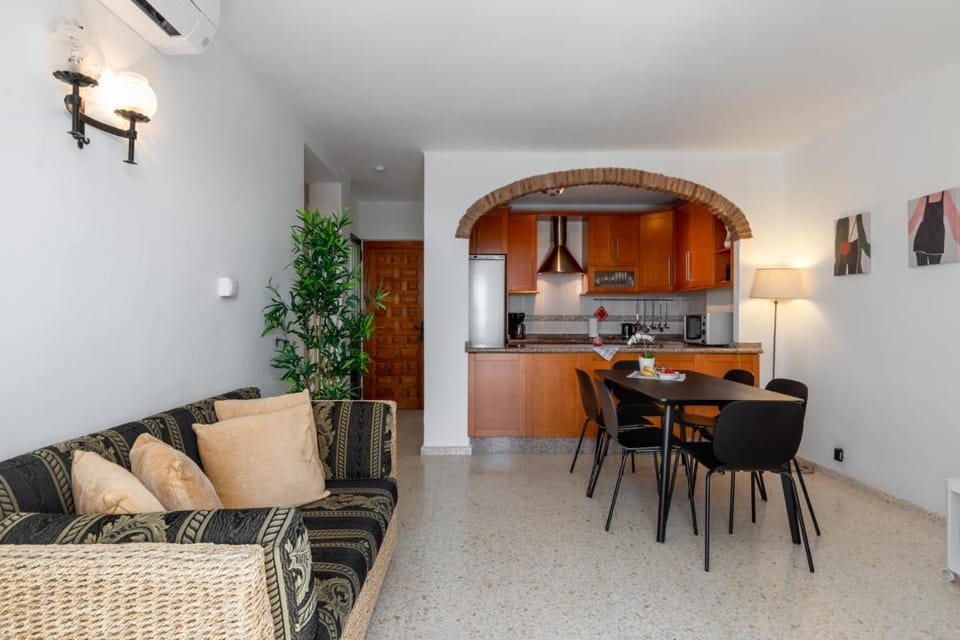 Oasis 16 Apartment in Nerja