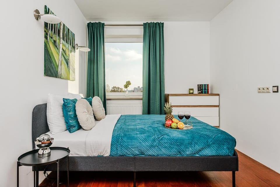 Lumina luxury apart with jaccuzi next to Piotrkowska Street Apartment in Masovian Voivodeship