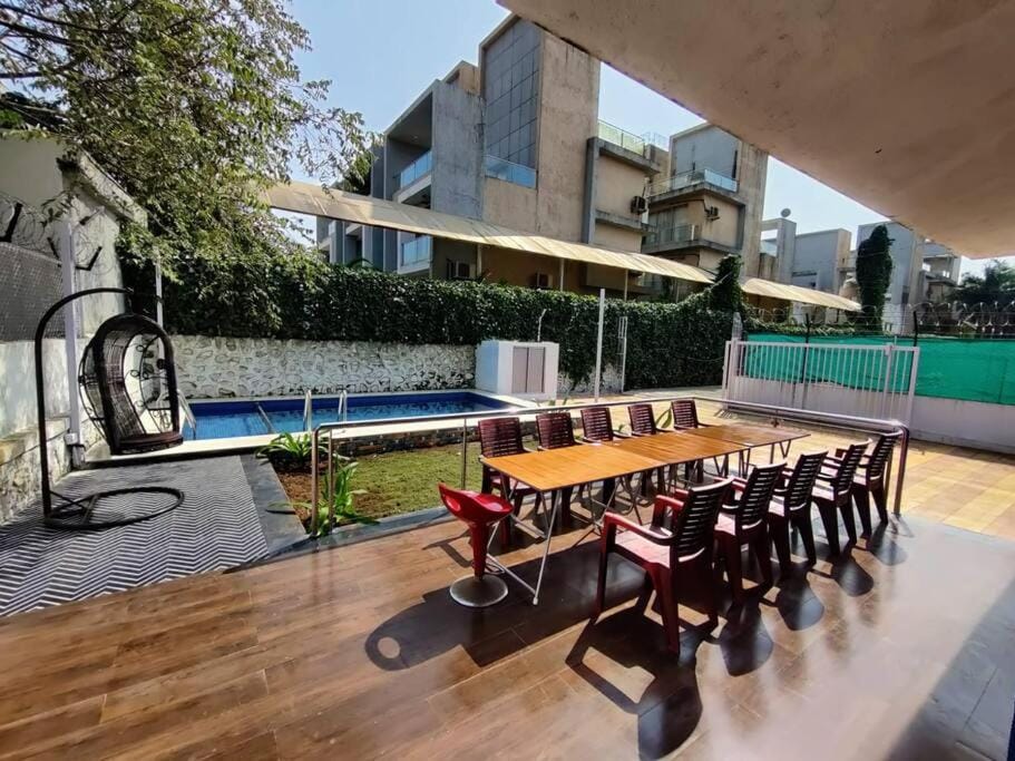 Blue Lagoon Villa, Lonavala, With Private Pool Villa in Lonavla