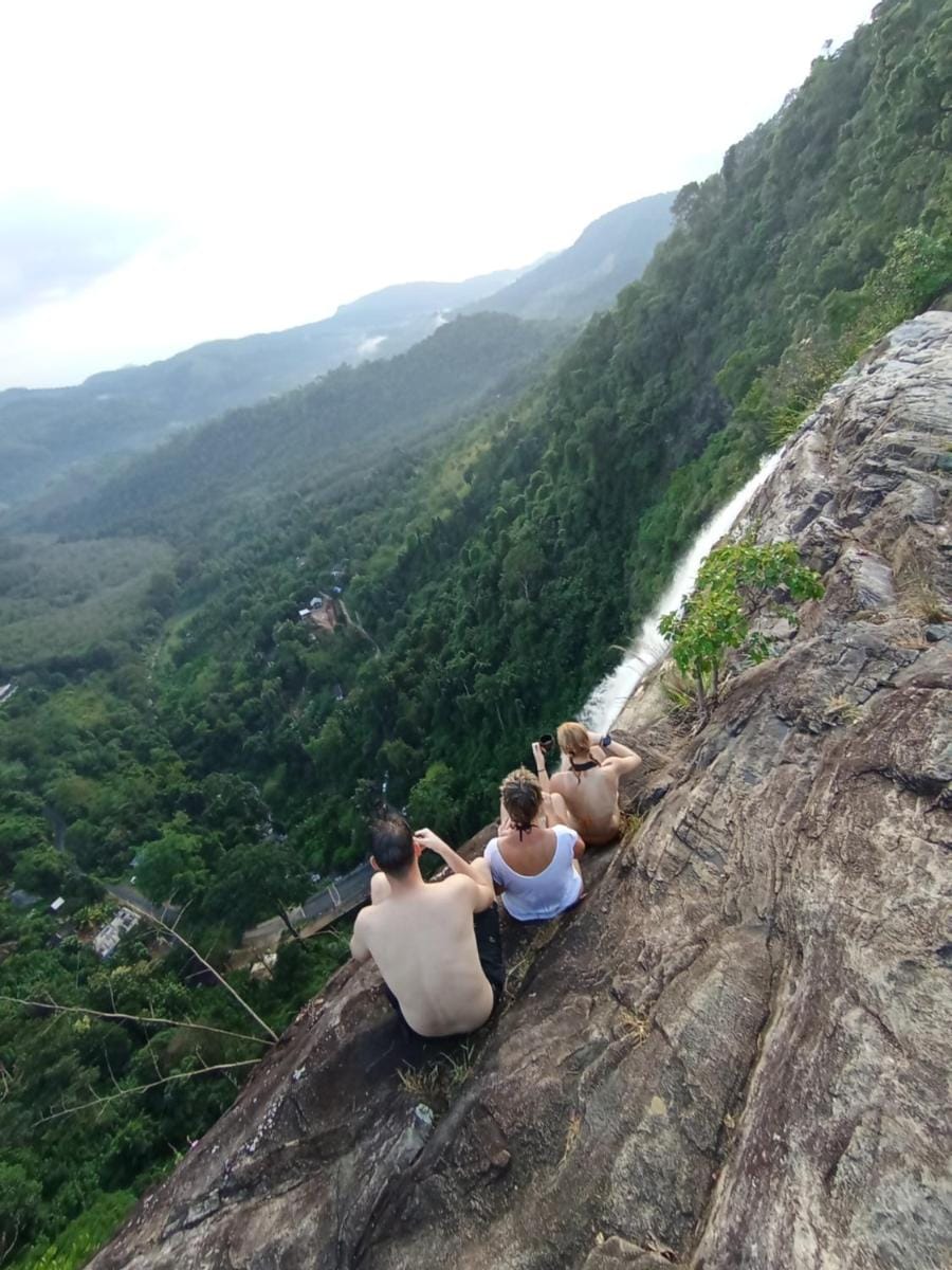 Diyaluma Manusha Hotel Vacation rental in Uva Province, Sri Lanka