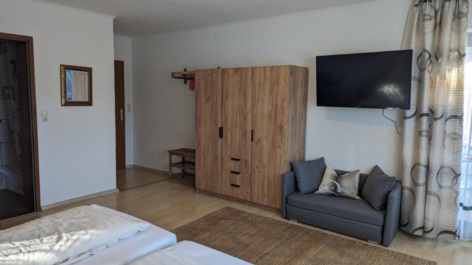 Cafe zum Toni Bed and Breakfast in South Bohemian Region