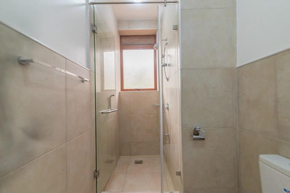 Jakana Heights Two-bedroom apartment Lakeviews-306 Vacation rental in Kampala