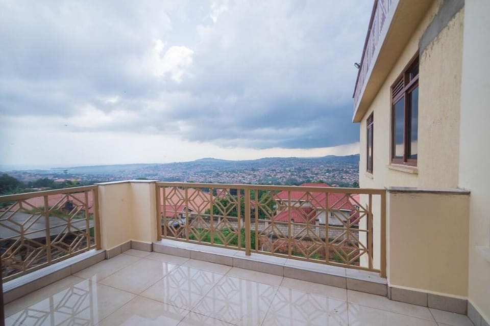 Jakana Heights Two-bedroom apartment Lakeviews-306 Vacation rental in Kampala