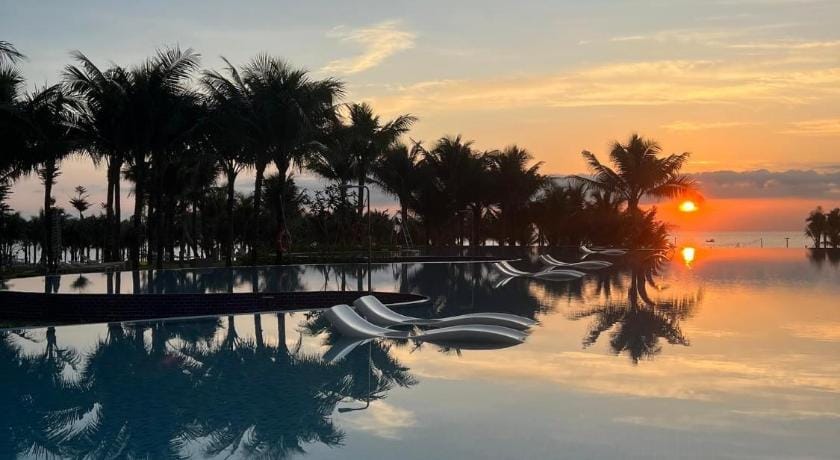 Seaview at The Arena Cam Ranh Apartment in Khanh Hoa Province