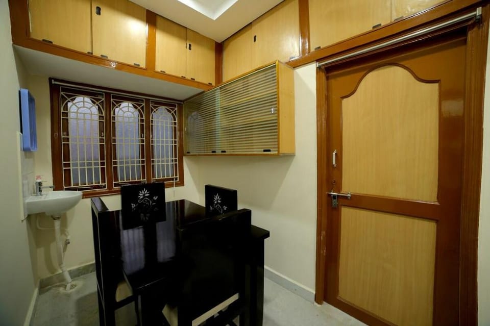 Centrally located 2 bed condo Vacation rental in Tirupati