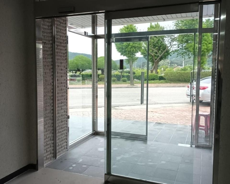 Geojin Hotel Bed and Breakfast in South Korea