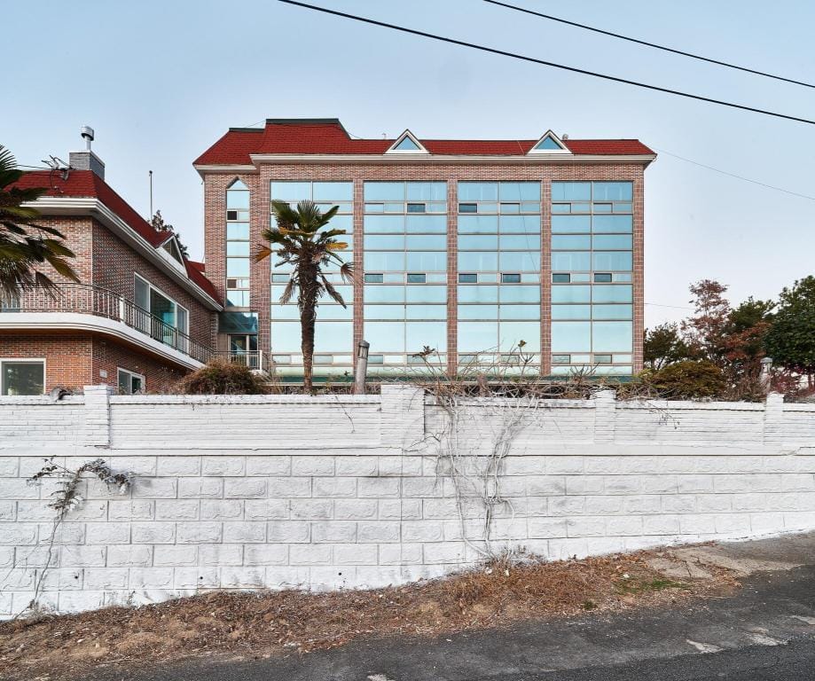 Changwon hatnimdalnim Pension Bed and Breakfast in South Korea