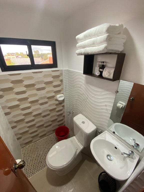 Perfect for Couples on Budget 3/F Apartment in Central Visayas