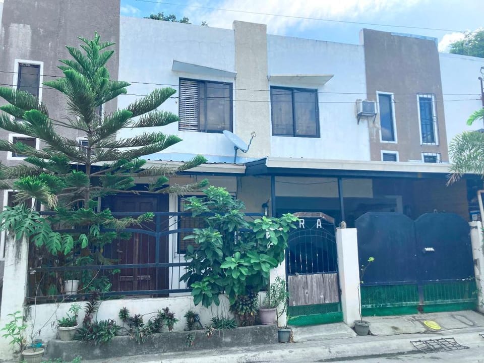 Homestay Rooms in Casa Del Juana in Tanza Cavite Apartment in Calabarzon