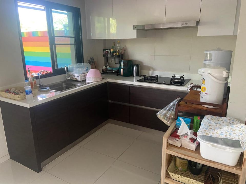 Khao talo 有烧烤架的联排别墅 Villa in Pattaya City