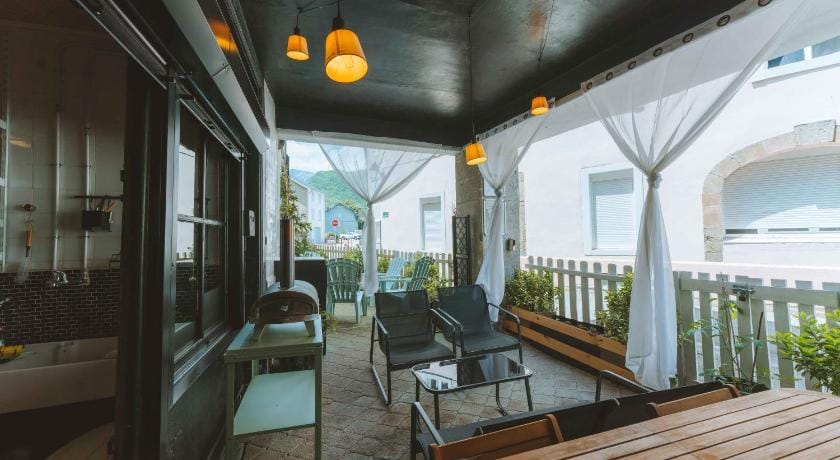 Eau Berges Bed and Breakfast in Catalonia