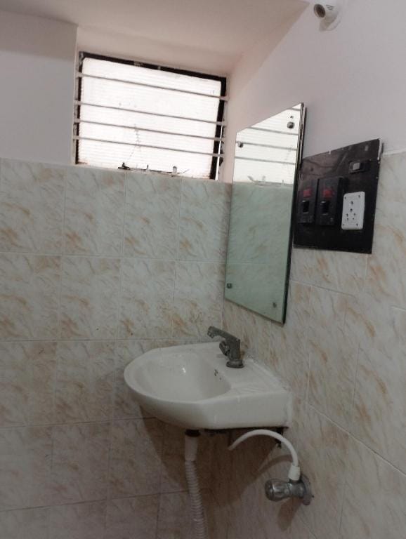 Cheerful 1 bedroom home with independent entrance. Vacation rental in Bengaluru