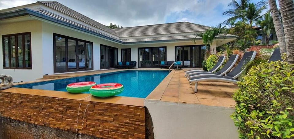 Baan Rattana 3 Bed 3Bath Private Poolvilla central Villa in Ko Samui