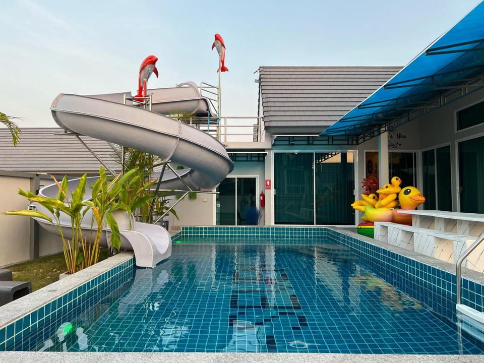 R7 Poolvilla By R-SEVEN Cha-am Villa in Thailand