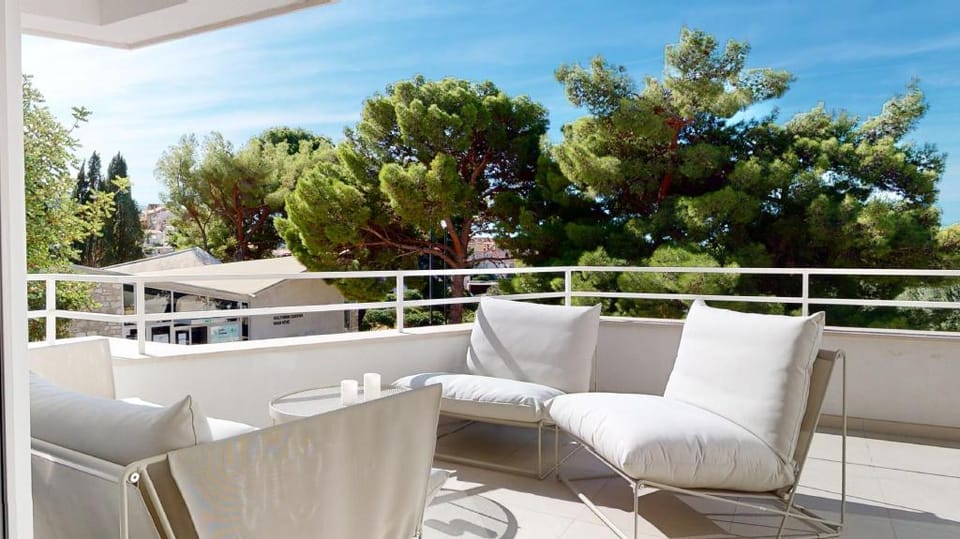 Two-Bedroom Apartment - Villa Zoe  Apartment in Komiža