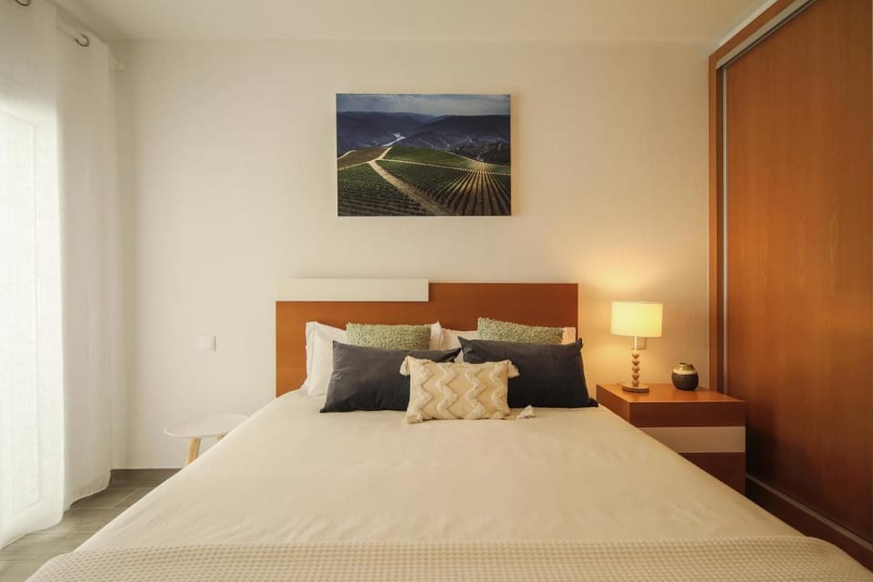 Casa dos 4 Caminhos - Guest House Douro Bed and Breakfast in Vila Real District