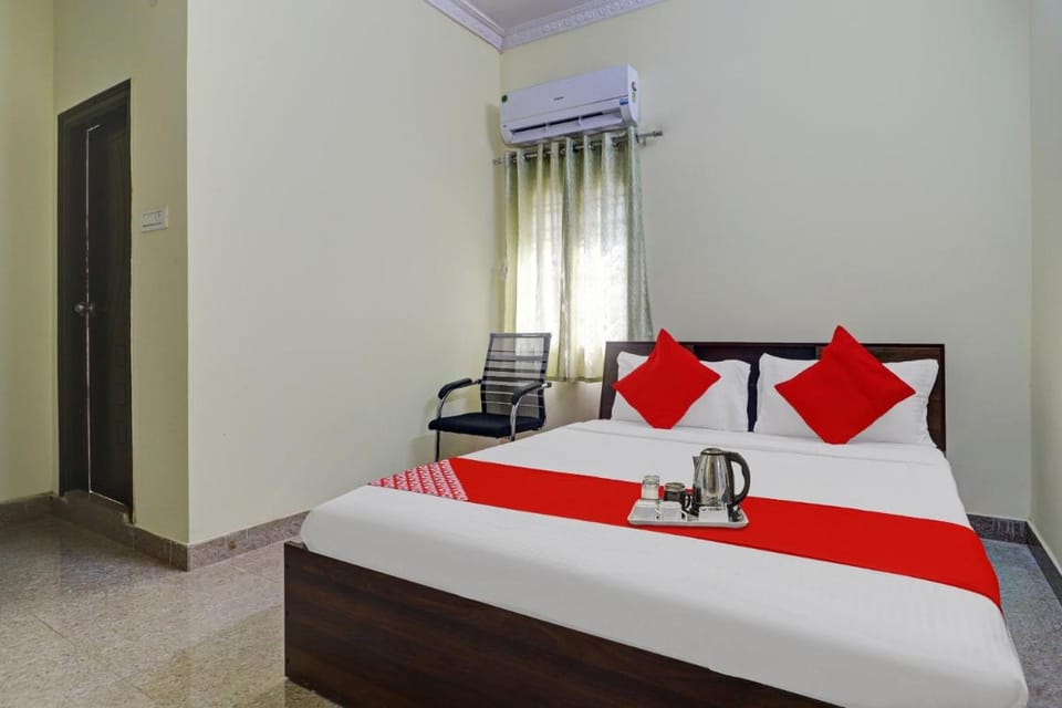 Hotel O S V Residency Kajaguda Near Gachibowli Hotel in Hyderabad
