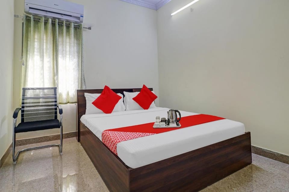 Hotel O S V Residency Kajaguda Near Gachibowli Hotel in Hyderabad