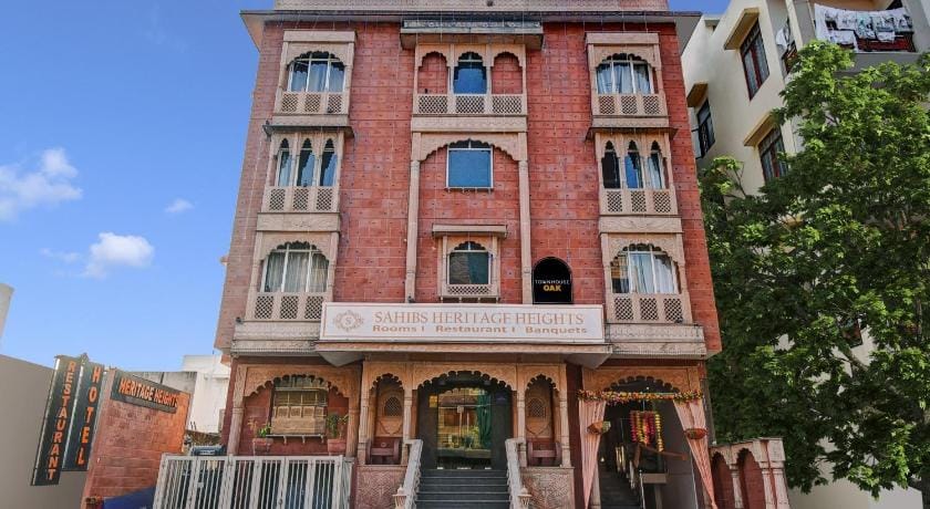 Townhouse OAK HOTEL Heritage Heights Hotel in Jaipur