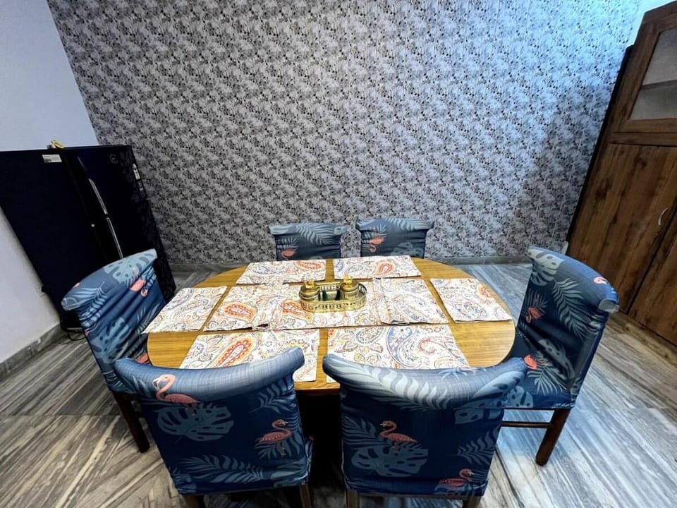 Blossom Paradise|Private Room | Super Luxurious Vacation rental in Lucknow
