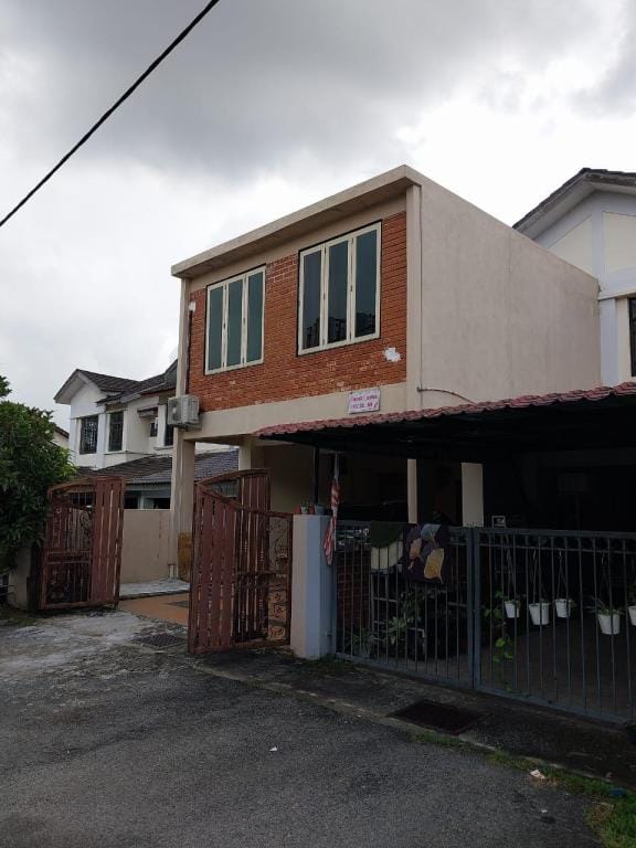 HOMESTAY LUQMAN NILAI Vacation rental in Negeri Sembilan, Malaysia