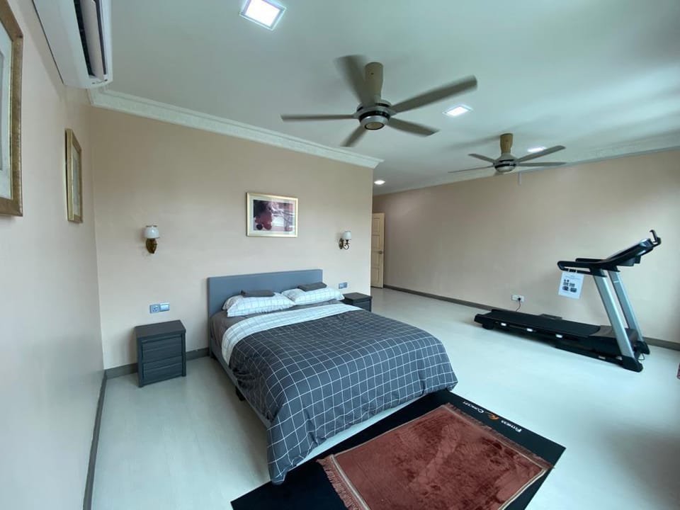 HOMESTAY LUQMAN NILAI Vacation rental in Negeri Sembilan, Malaysia