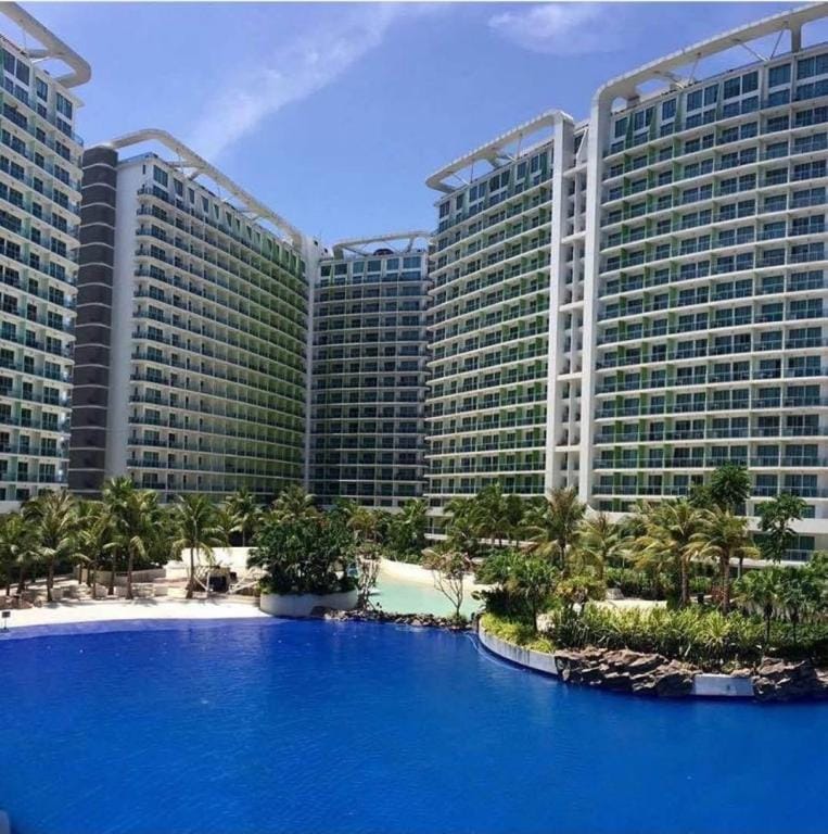 Azure Condo BNB Apartment in Paranaque