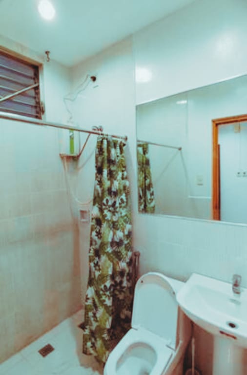 CLEAN AND AFFORDABLE | STUDIO MAKATI 203 Vacation rental in Mandaluyong