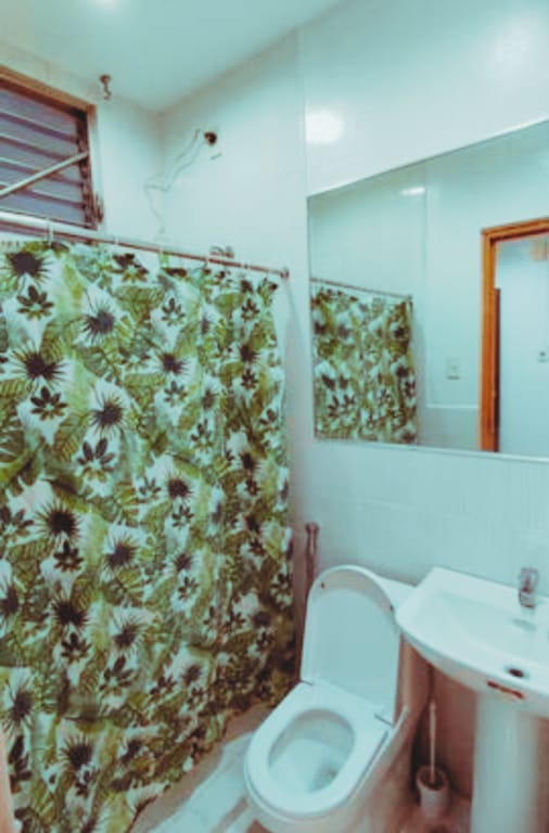CLEAN AND AFFORDABLE | STUDIO MAKATI 203 Vacation rental in Mandaluyong