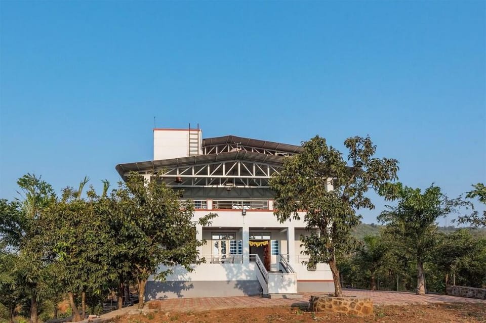 CosmicStays Ekantam - Serene Solitude w/ Mountains Villa in Maharashtra