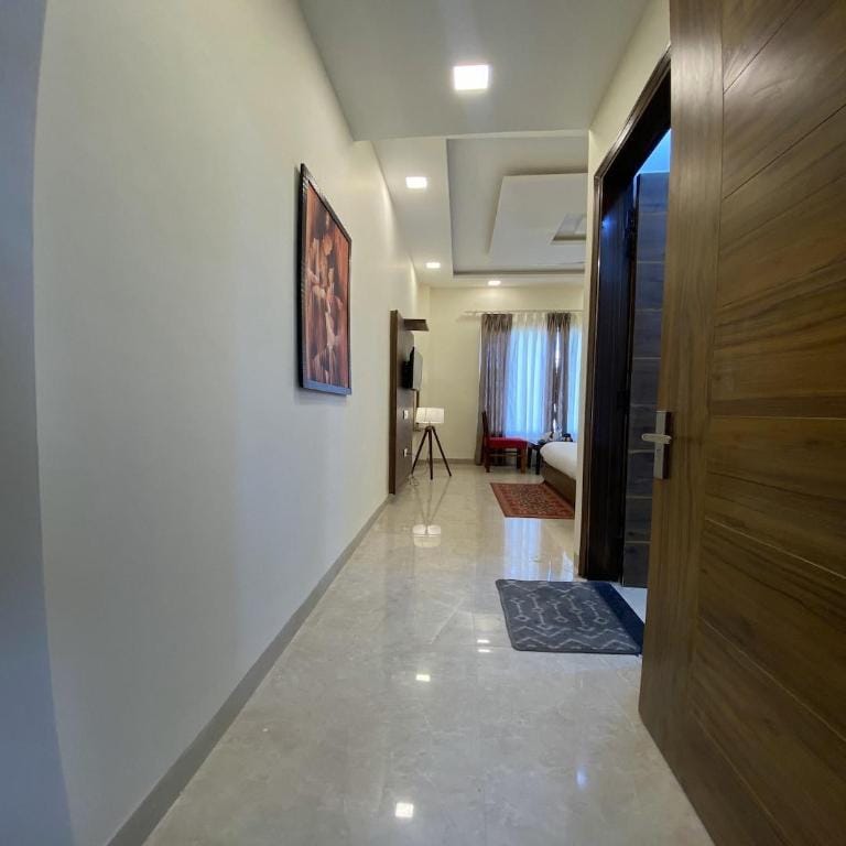 Hotel Woodlark Hotel in Punjab, India