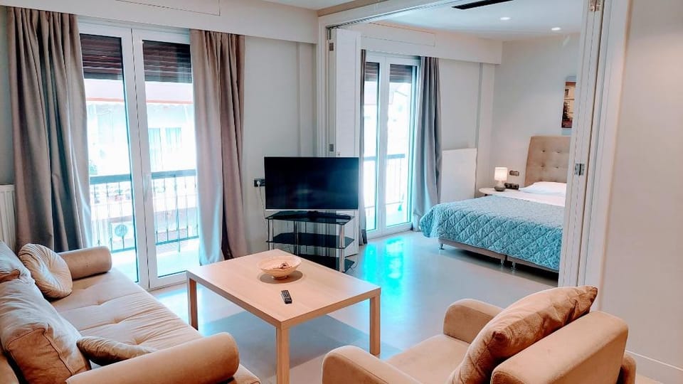 Luxurious minimal apartment in Acropolis Apartment in Athens